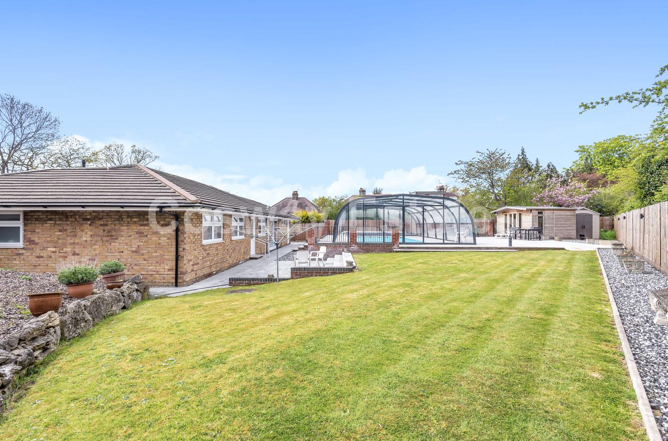 Maxwelton Close, Mill Hill